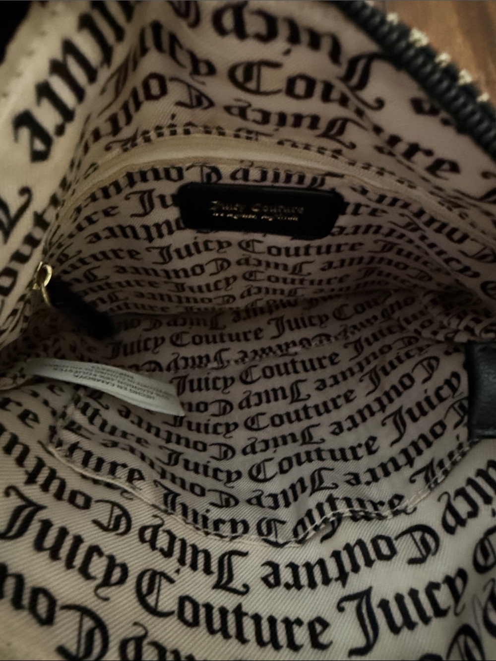 Juicy Couture Black & Cream Logo Crossbody Pouch - Picture 10 of 10